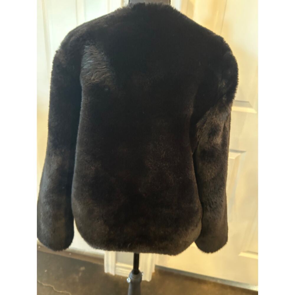 Forever 21 Black Cozy Faux Fur Coat Size S Y2K Style - Picture 5 of 8
